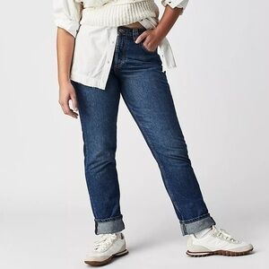 Free People CRVY Siren Low-Rise Straight Jeans